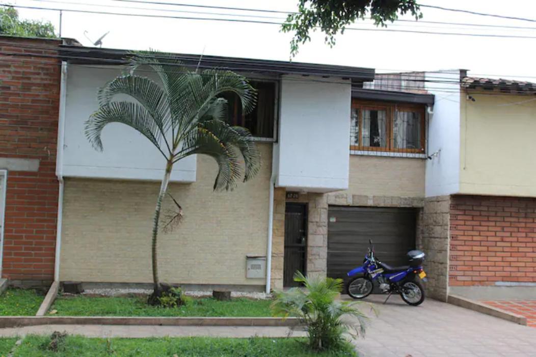 International House Co-Living Hostel Medellín Exterior foto